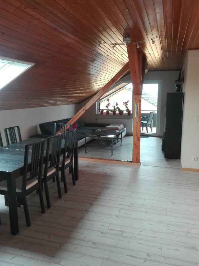 Obere Ferienwohnung Asshoff Zwischen Odenwald, Taubertal Und Bauland Berolzheim Ngoại thất bức ảnh