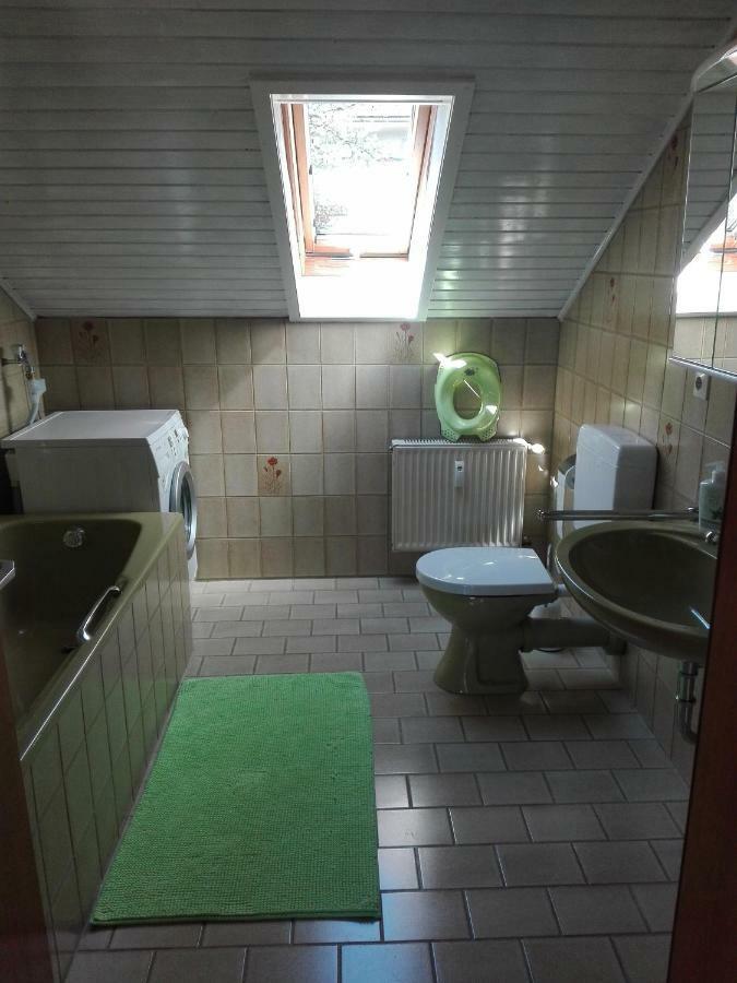 Obere Ferienwohnung Asshoff Zwischen Odenwald, Taubertal Und Bauland Berolzheim Ngoại thất bức ảnh