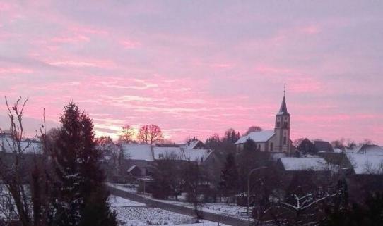 Obere Ferienwohnung Asshoff Zwischen Odenwald, Taubertal Und Bauland Berolzheim Ngoại thất bức ảnh